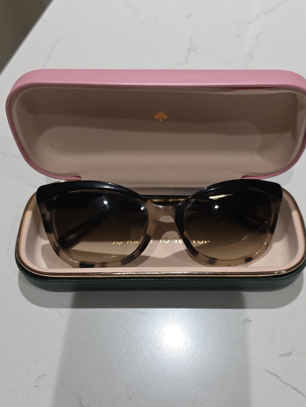 kate spade  Amara Tortoise Cat Eye Sunglasses  With Pink Case.